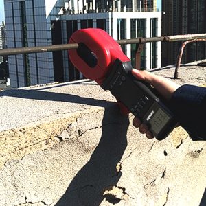 CET-02 Clamp On Ground Resistance Tester
