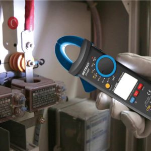 Metravi DT-425T Digital TRMS ACDC Clamp Meter features a flashlight and a backlit LCD display for ease of work in dark areas