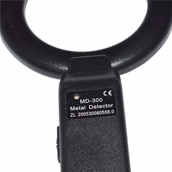 Metravi MD-300 Metal Detector close-up view